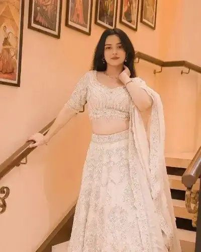 Escort Virar